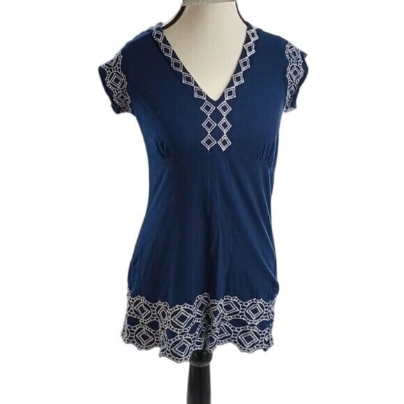BCBGMaxazria Blouse Blue Embroidered Empire Waist Short Sleeve Size Large - Picture 1 of 7